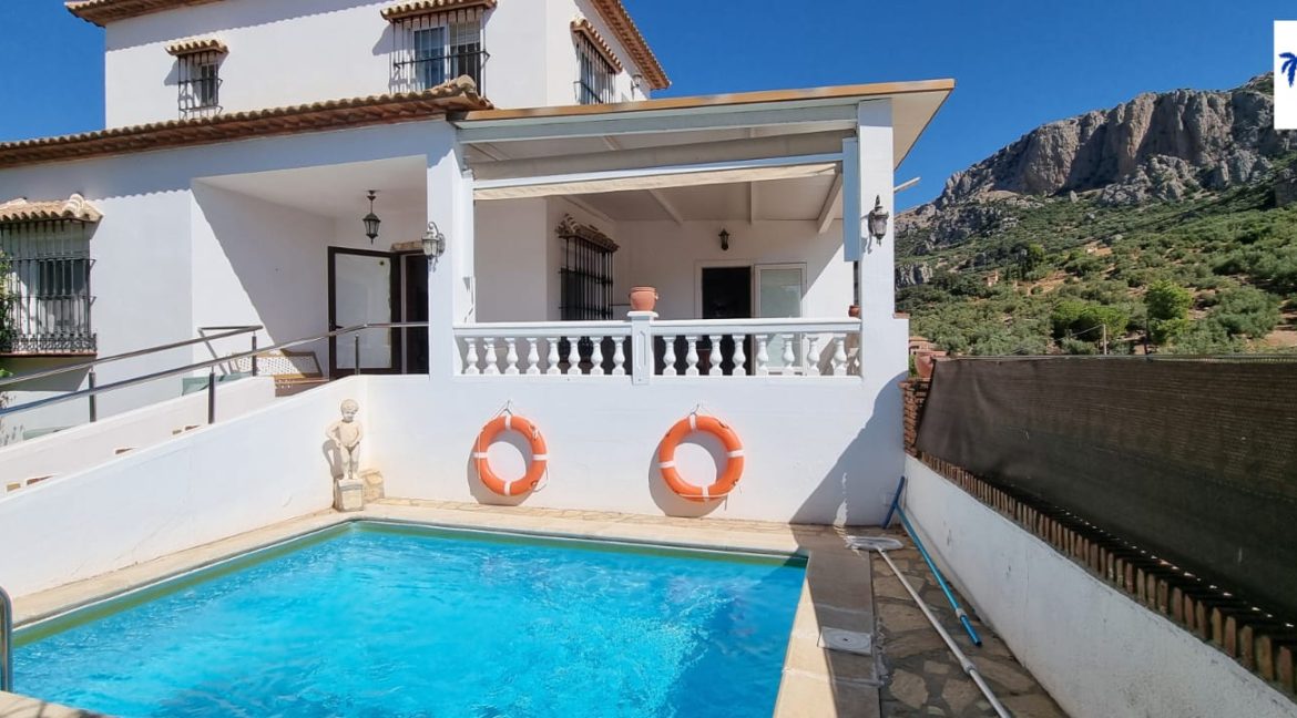 For Sale House in Alfarnatejo, La Axarquí, Málaga, Inland Andalusia (2)