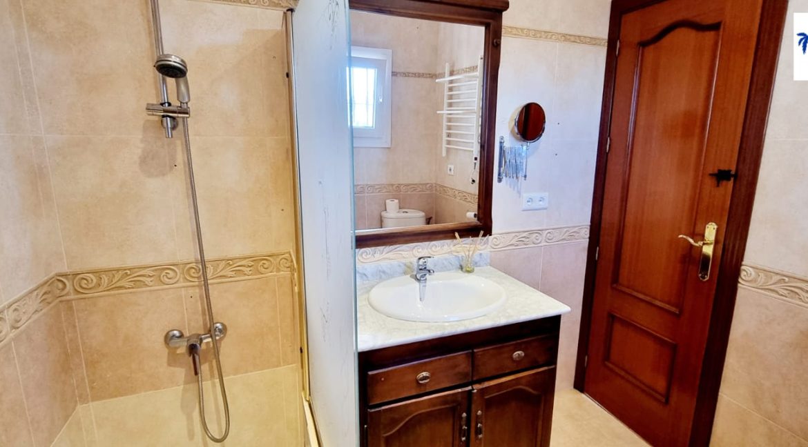 For Sale House in Alfarnatejo, La Axarquí, Málaga, Inland Andalusia (28)