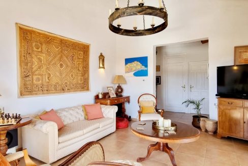 For sale One level country villa (5)