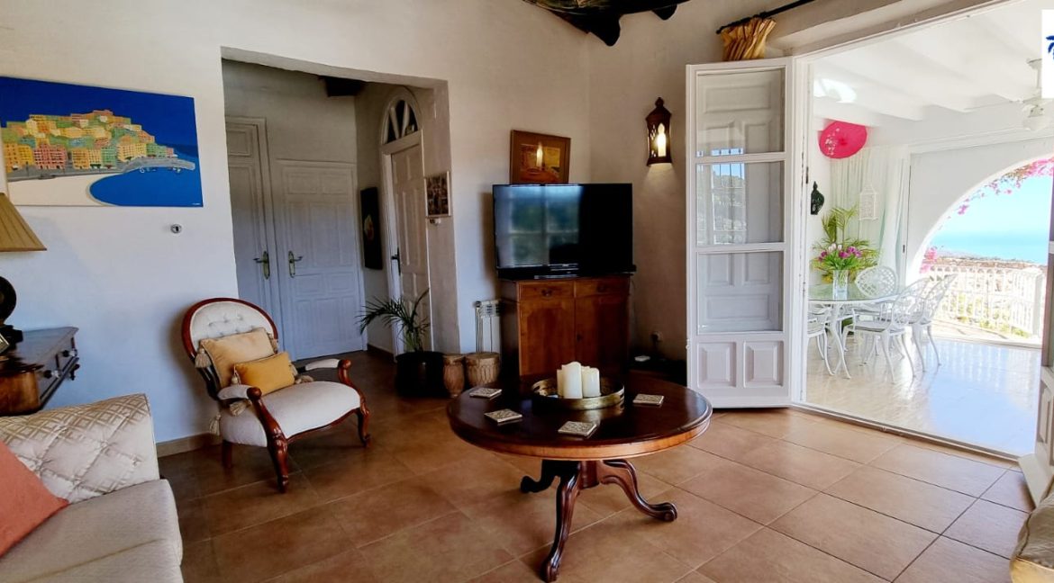For sale One level country villa (6)
