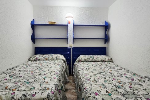 For sale house in Torre de Benagalon (20)