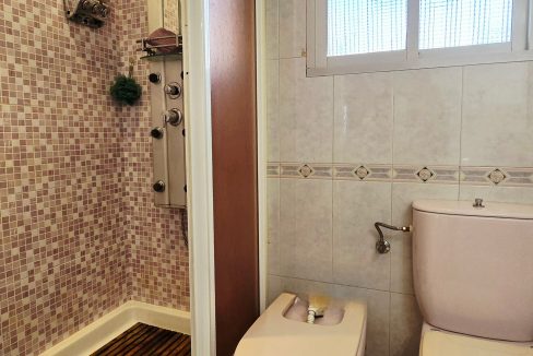For sale house in Torre de Benagalon (22)