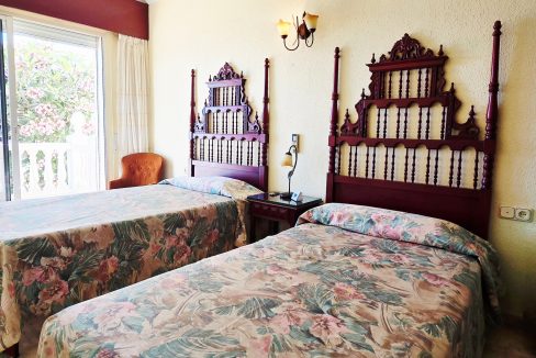 For sale house in Torre de Benagalon (28)