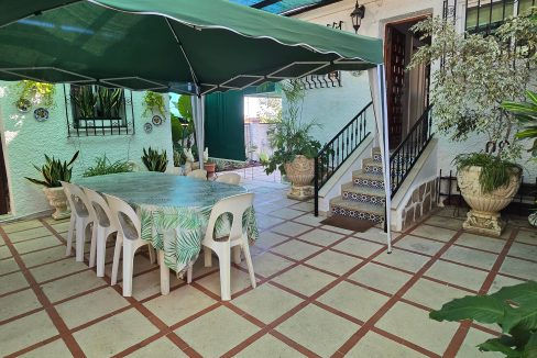 For sale house in Torre de Benagalon (46)
