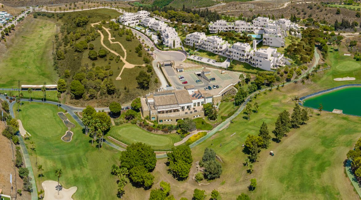For sale new build golf apartments Caleta de Velez (2)