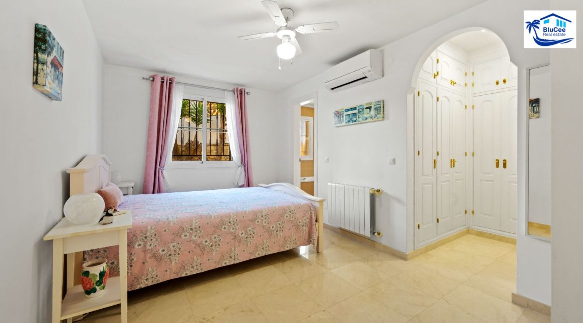 For sale independent villa Frigiliana - BluCee Real Estate (21)