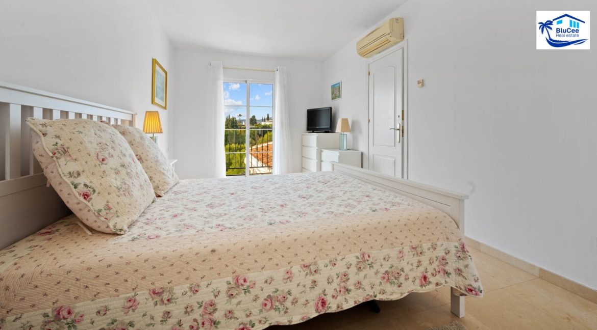 For sale independent villa Frigiliana - BluCee Real Estate (36)