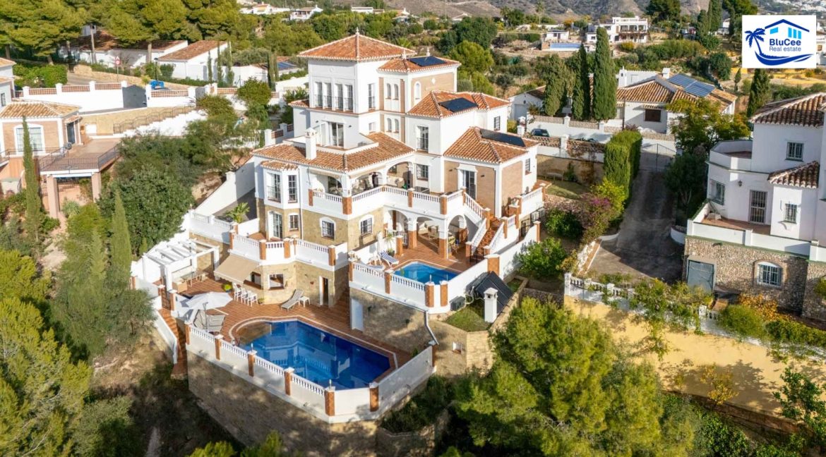 For sale independent villa Frigiliana - BluCee Real Estate (4)