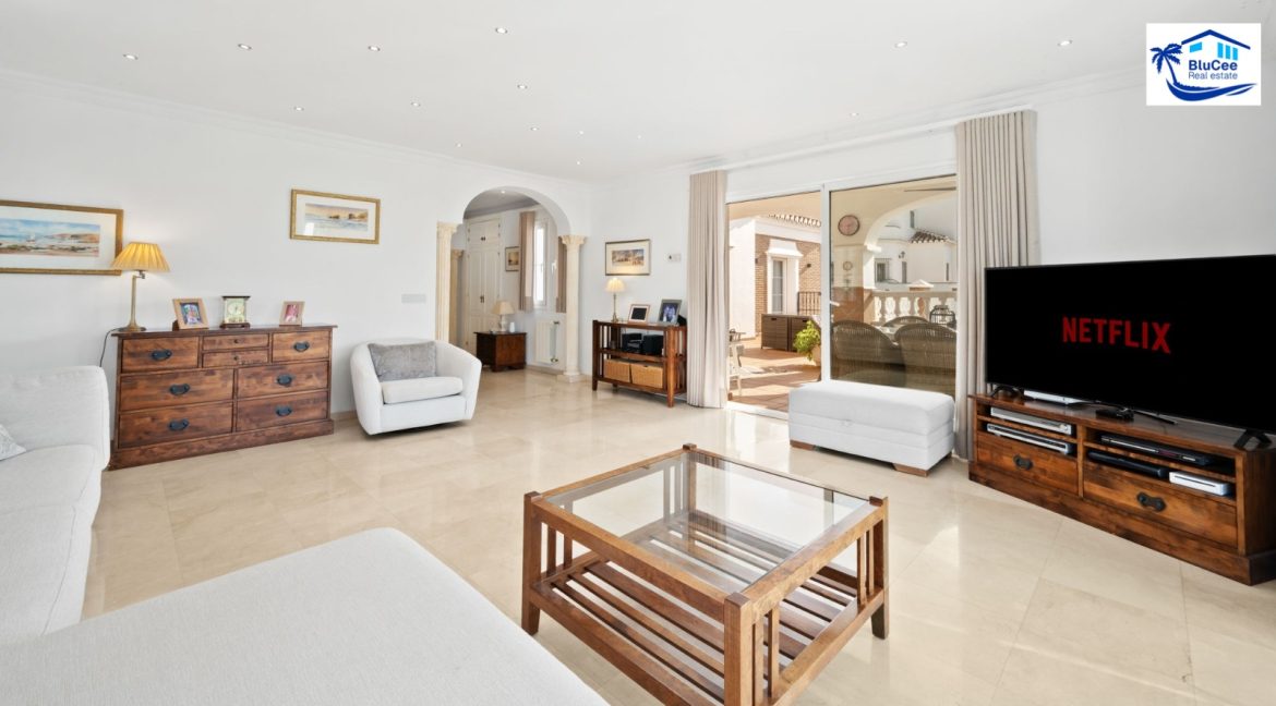 For sale independent villa Frigiliana - BluCee Real Estate (69)