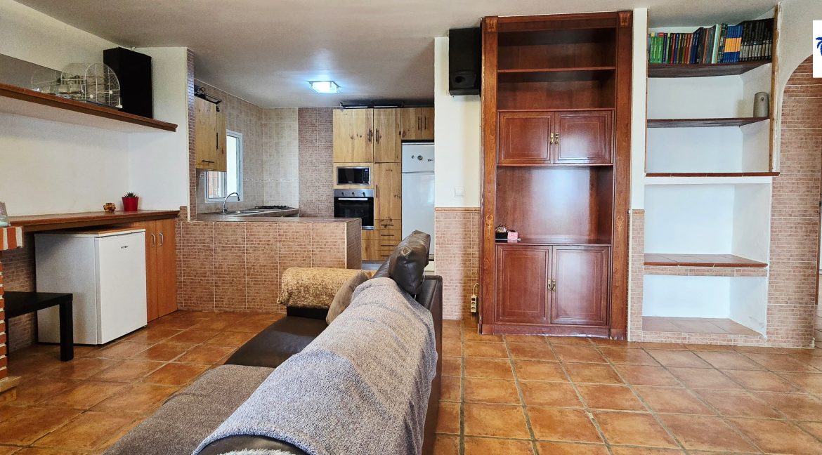 For sale rustic house with mango trees on the Costa del Sol - BluCee Real Estate (16)