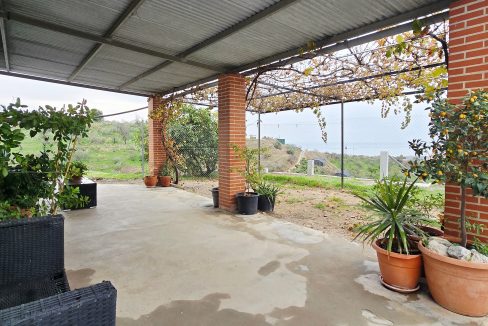 For sale rustic house with mango trees on the Costa del Sol - BluCee Real Estate (17)