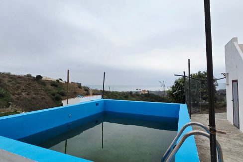 For sale rustic house with mango trees on the Costa del Sol - BluCee Real Estate (21)