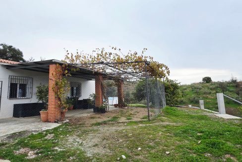 For sale rustic house with mango trees on the Costa del Sol - BluCee Real Estate (25)