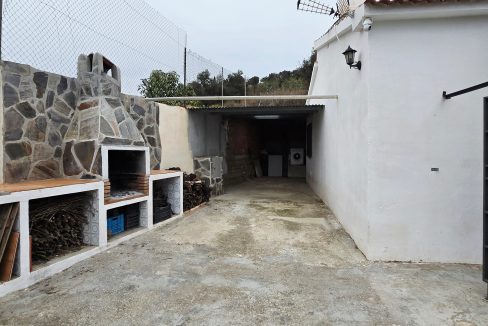 For sale rustic house with mango trees on the Costa del Sol - BluCee Real Estate (34)