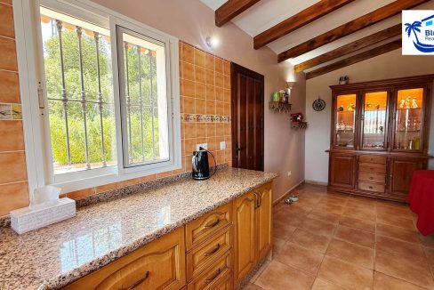 Country Villa For Sale in Comares with BluCee Real Estate (24)