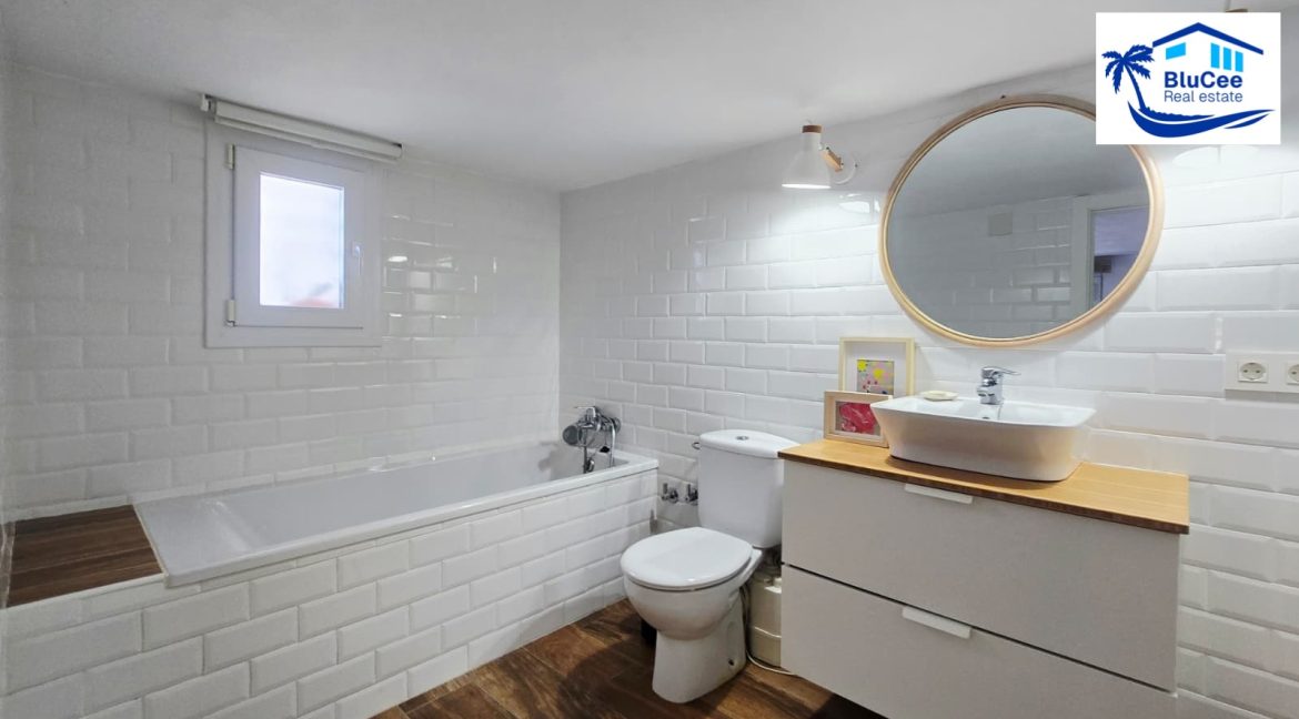 For Sale House In Chilches (22)