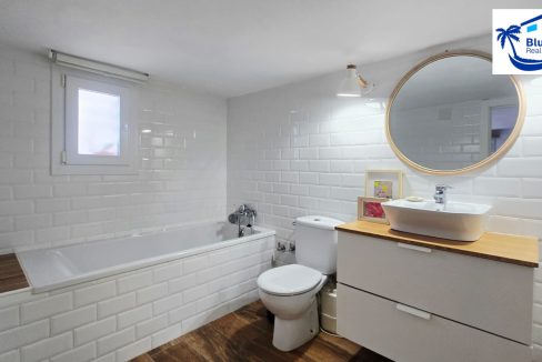 For Sale House In Chilches (22)