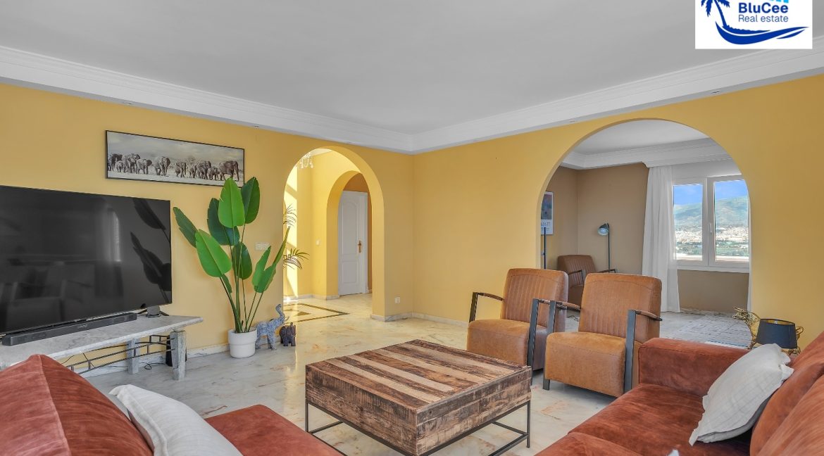 For Sale House in El Capitan (36)