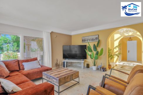 For Sale House in El Capitan (37)