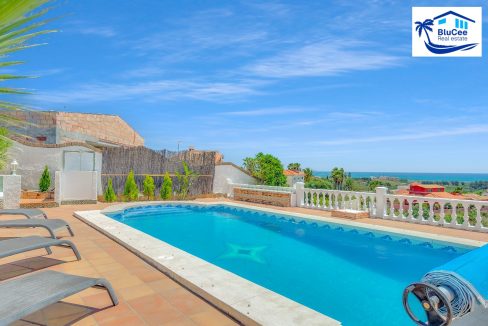 For Sale Villa Near Torre del Mar (5)