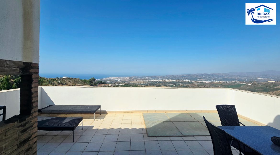 For Sale Villa with Amazing Views - BluCee Real Estate (19)