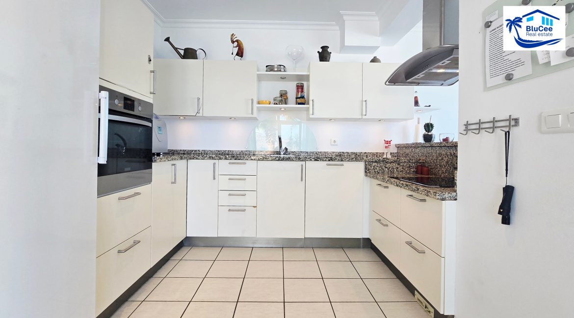 For Sale Villa with Amazing Views - BluCee Real Estate (3)
