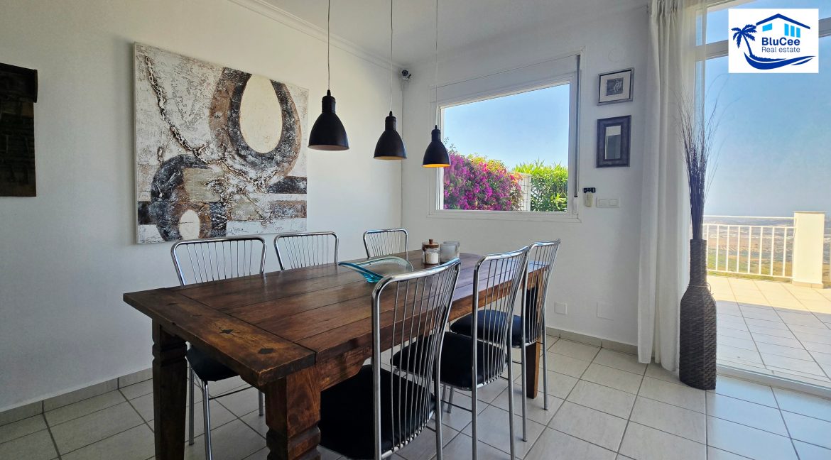 For Sale Villa with Amazing Views - BluCee Real Estate (4)