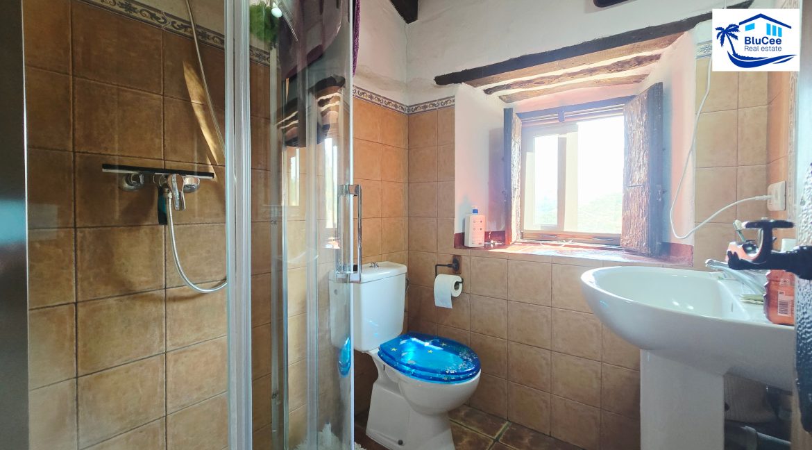 For sale beautiful house Almachar - BluCee Real Estate (35)