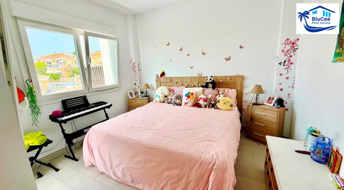 For sale house in VAlle Niza, Costa del Sol - BluCee Real Estate (18)