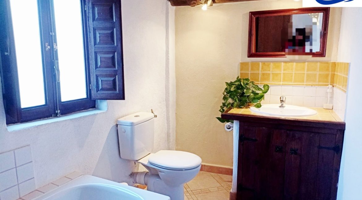 For sale house with Casa Rural licence in Cadiar, Alpujarras, Granada - BluCee Real Estate (44)
