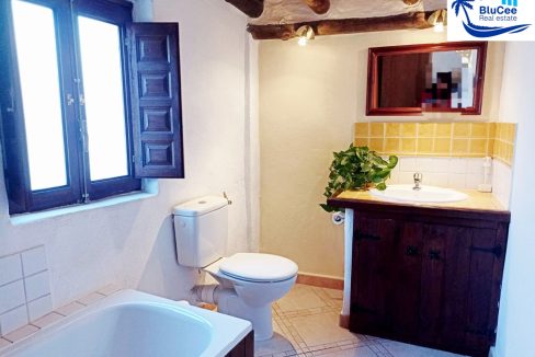 For sale house with Casa Rural licence in Cadiar, Alpujarras, Granada - BluCee Real Estate (44)