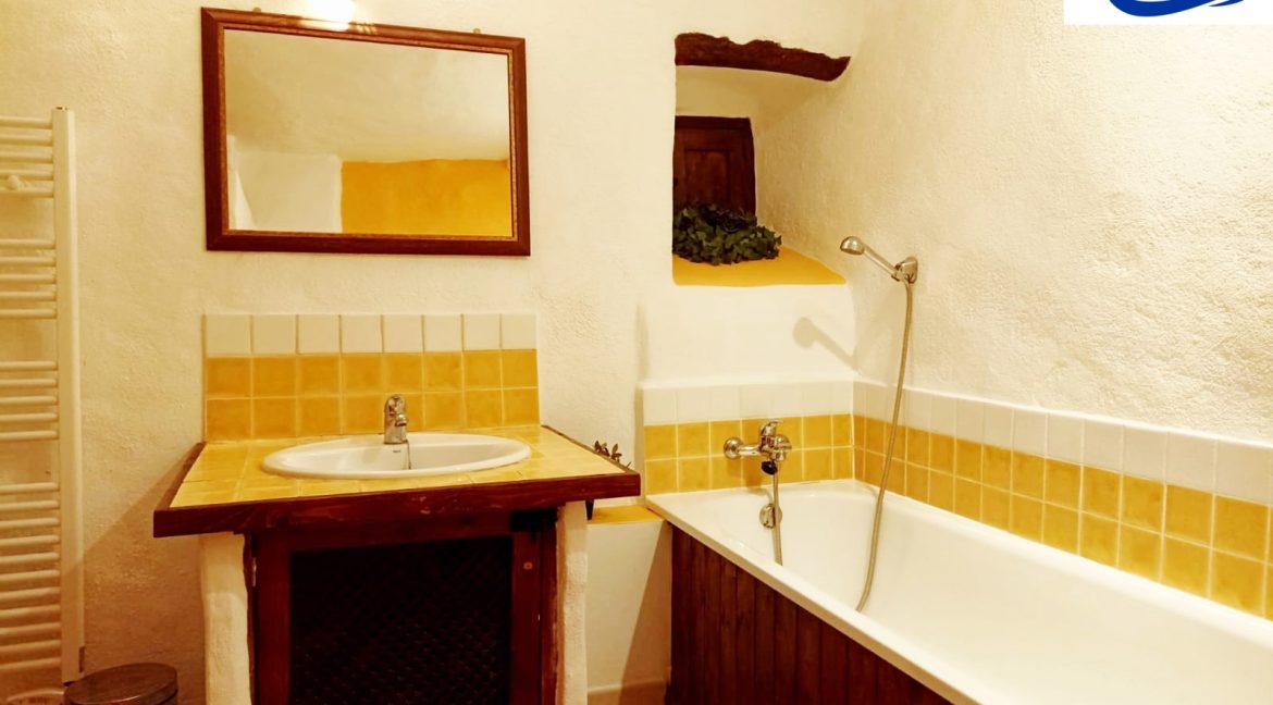 For sale house with Casa Rural licence in Cadiar, Alpujarras, Granada - BluCee Real Estate (74)