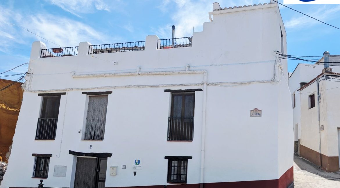 For sale house with Casa Rural licence in Cadiar, Alpujarras, Granada - BluCee Real Estate (92)