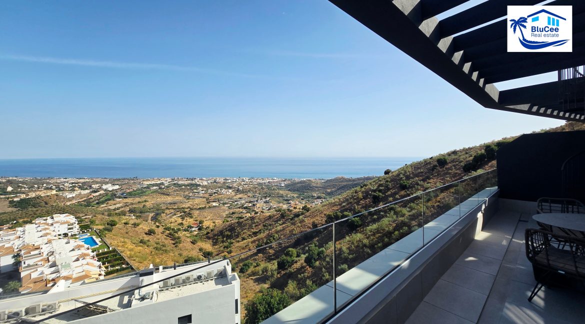 For sale 3 bedroom penthouse Rincon de la Victoria - BluCee Real Estate (23)