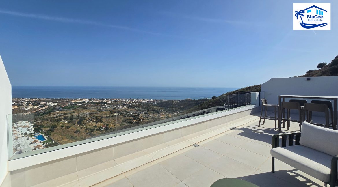 For sale 3 bedroom penthouse Rincon de la Victoria - BluCee Real Estate (26)
