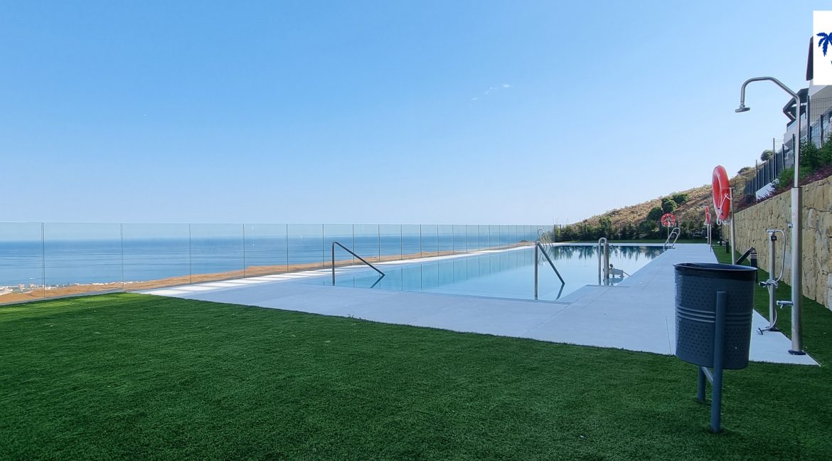 For sale 3 bedroom penthouse in Rincon de la Victoria - BluCee Real Estate (4)