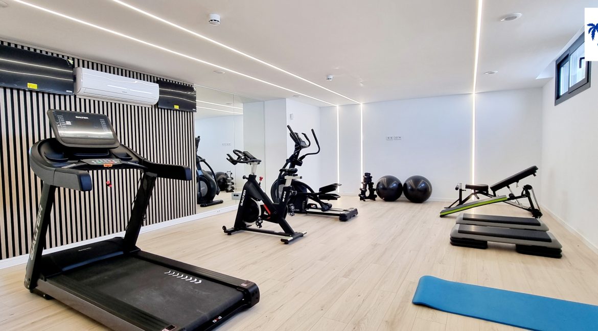 For sale 3 bedroom penthouse in Rincon de la Victoria - BluCee Real Estate (5)