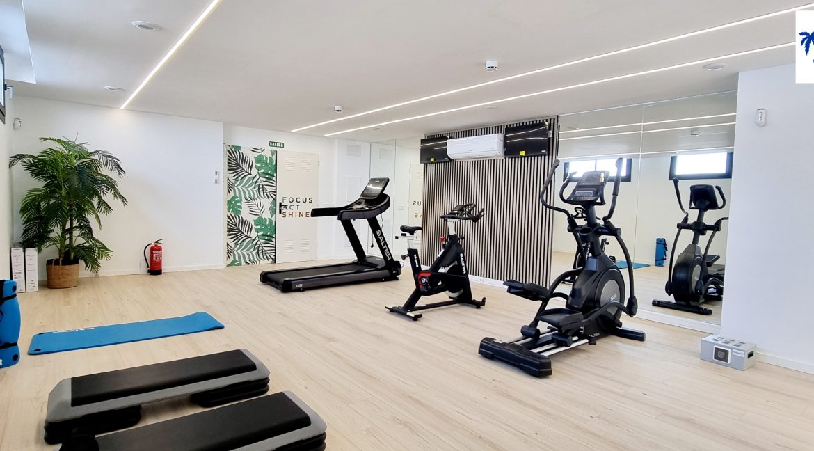For sale 3 bedroom penthouse in Rincon de la Victoria - BluCee Real Estate (8)