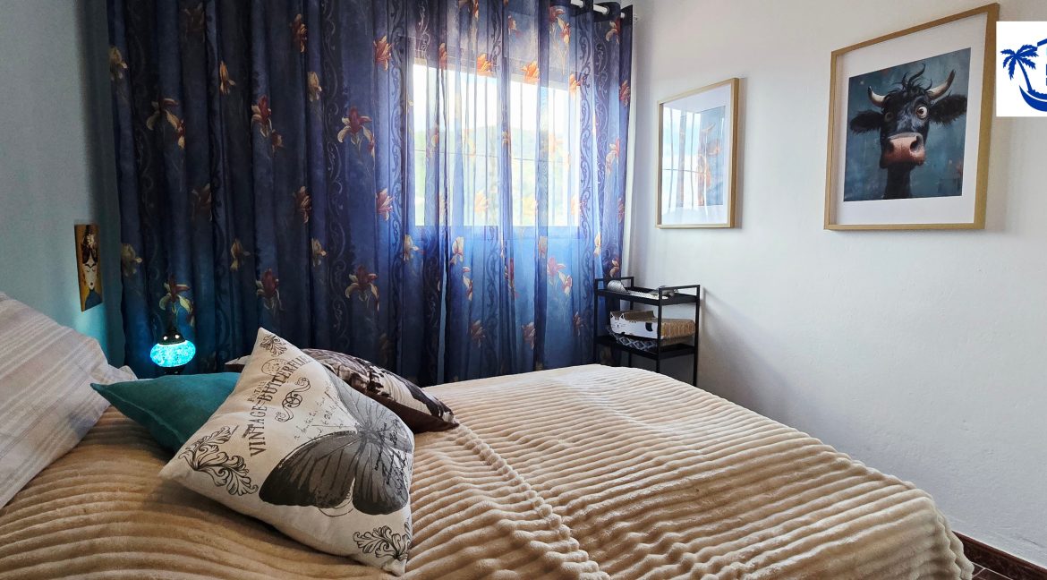 For sale 3 bedroom village house in Totalan, Málaga - BluCee Real Estate (19)