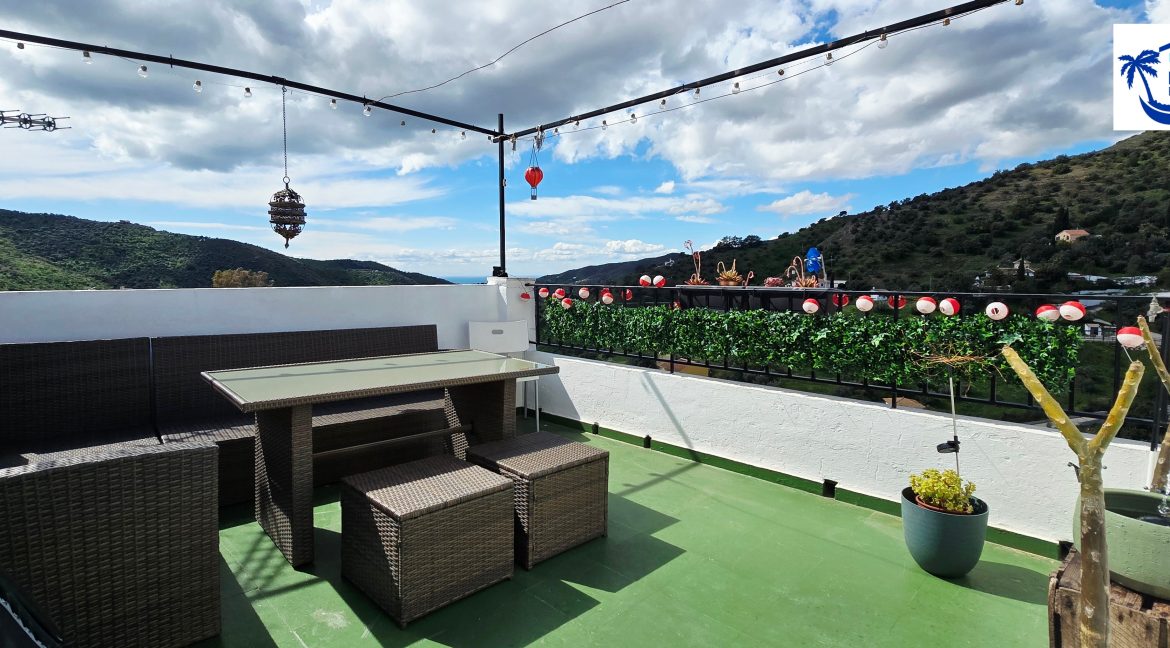 For sale 3 bedroom village house in Totalan, Málaga - BluCee Real Estate (24)