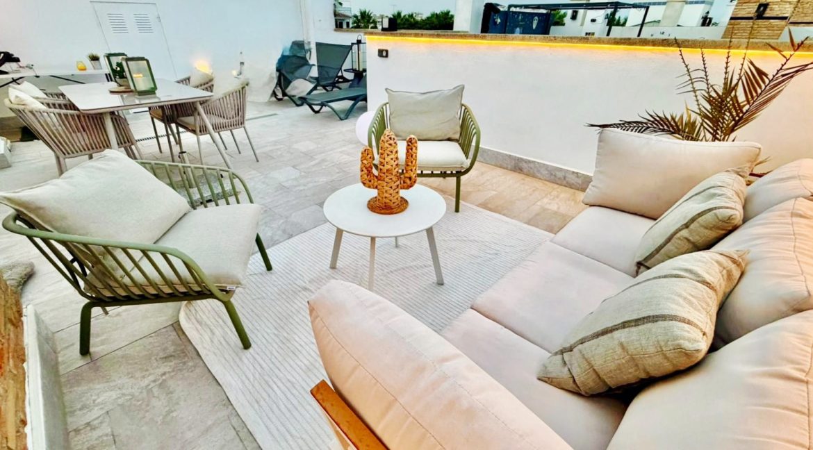 For sale Penthouse Duplex in Villamartin, Orihuela Costa - BluCee Real Estate (29)