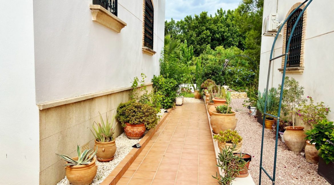 For sale Penthouse Duplex in Villamartin, Orihuela Costa - BluCee Real Estate (42)