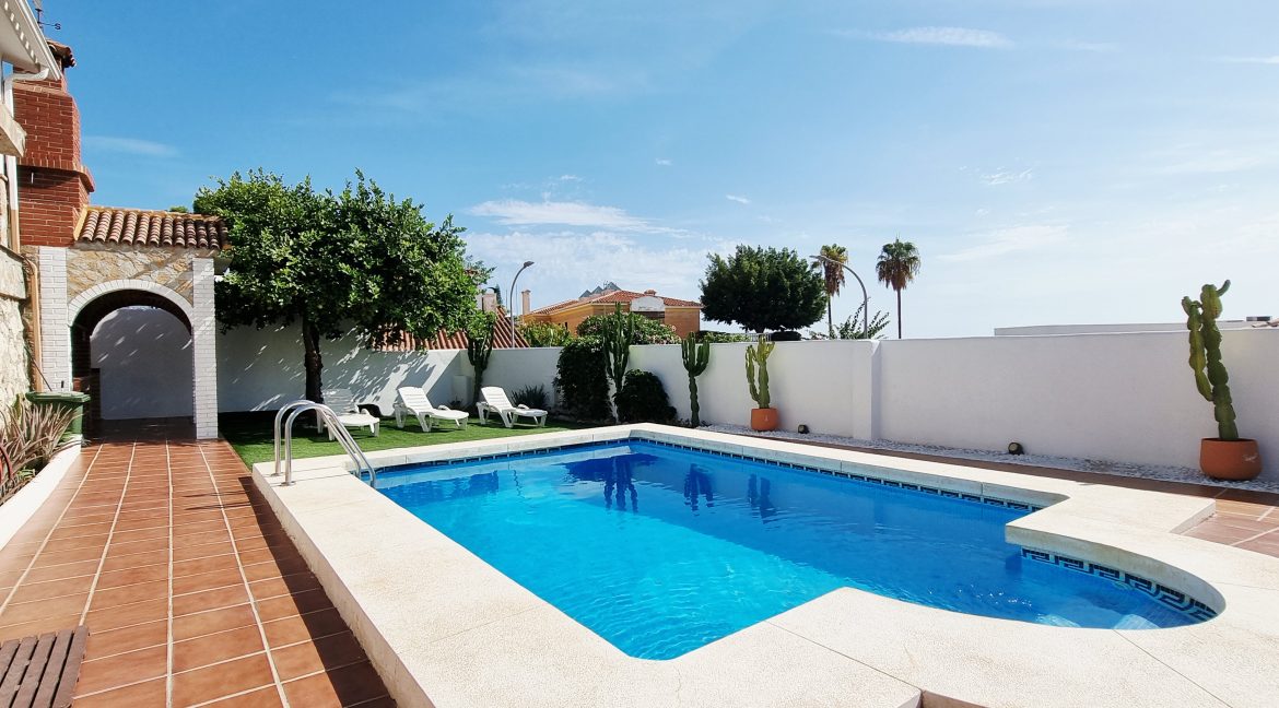 For sale home in Rincón de la Victoria - BluCee Real Estate (11)