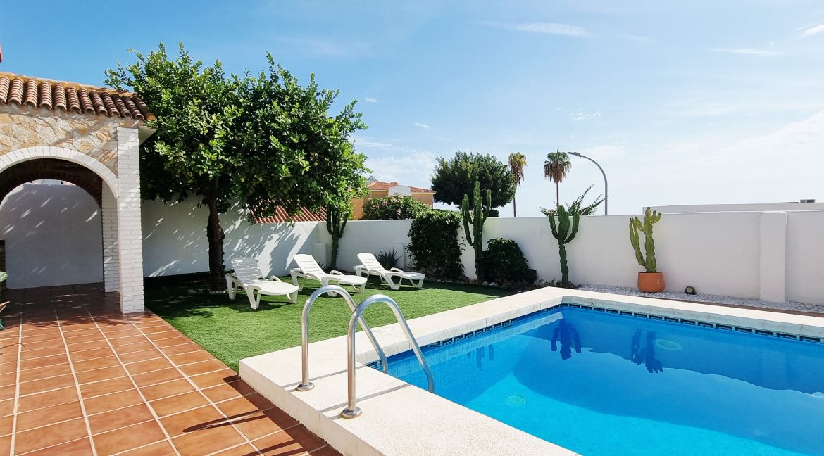 For sale home in Rincón de la Victoria - BluCee Real Estate (8)