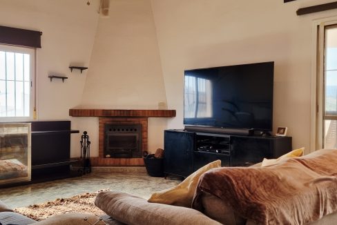 For sale independent villa with large swimming pool and views - BluCee Real Estate (23)