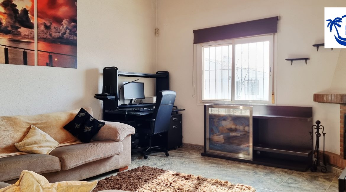 For sale independent villa with large swimming pool and views - BluCee Real Estate (25)