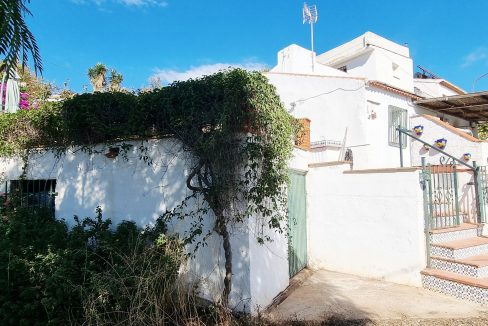 For sale property in the countryside of Cajiz, Málaga - BluCee Real Estate (1)