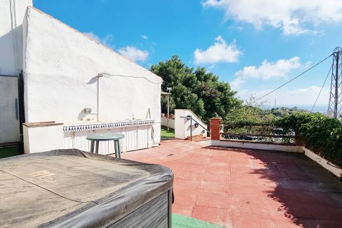 For sale property in the countryside of Cajiz, Málaga - BluCee Real Estate (14)