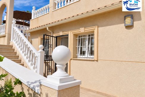 Villa For Sale In La Zenia (28)