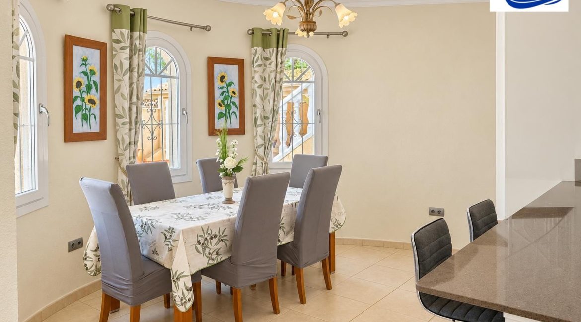 Villa For Sale In La Zenia (37)